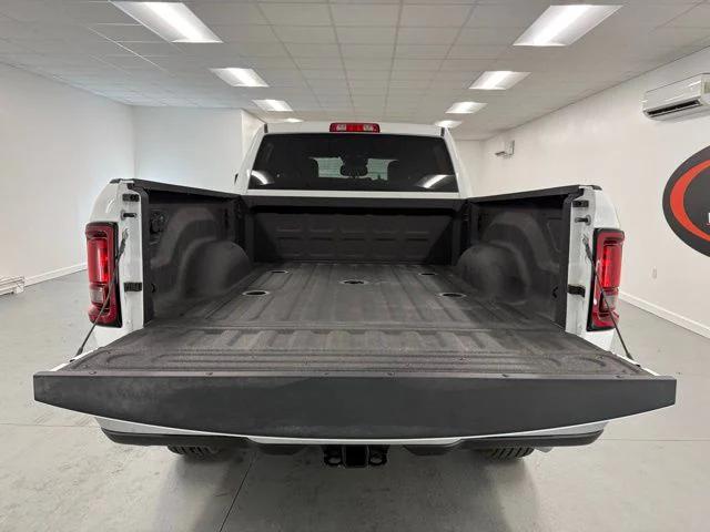 2026 Ram 2500 Tradesman Crew Cab 4x4 64 Box