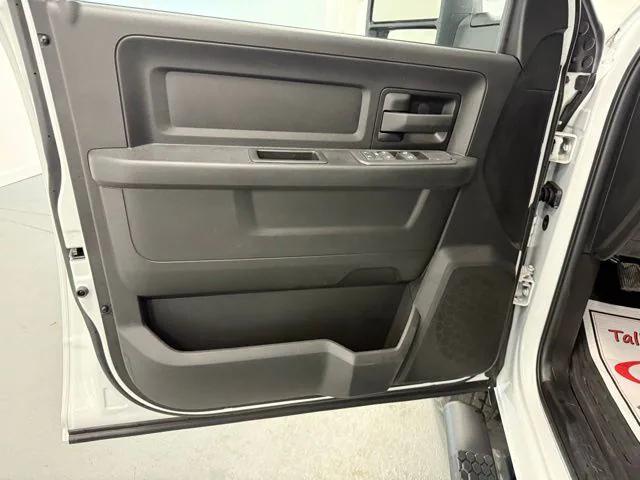 2026 Ram 2500 Tradesman Crew Cab 4x4 64 Box