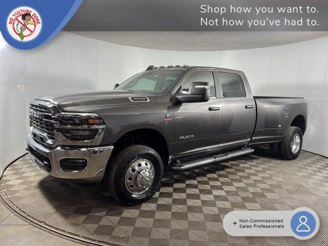 2026 RAM Ram 3500 RAM 3500 BIG HORN CREW CAB 4X4 8 BOX