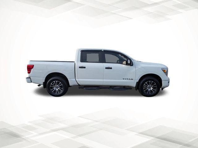 2023 Nissan TITAN Crew Cab SV 4x4 2023 Nissan TITAN Crew Cab SV 4x4