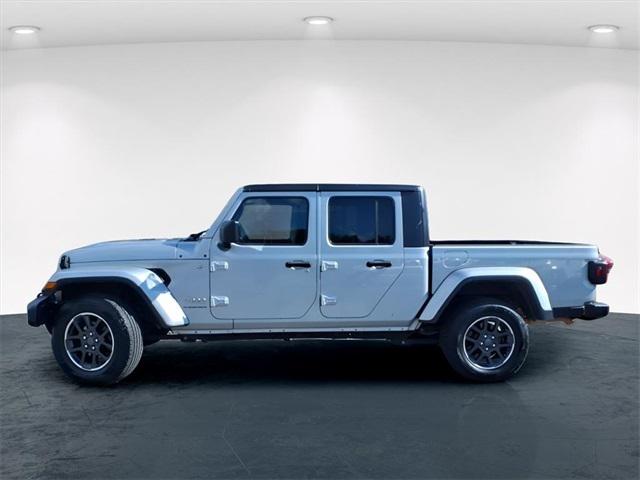 2023 Jeep Gladiator Overland 4x4