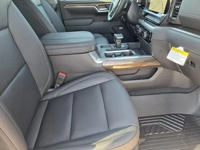 2026 Chevrolet Silverado 1500 4WD Crew Cab Short Bed LT Trail Boss
