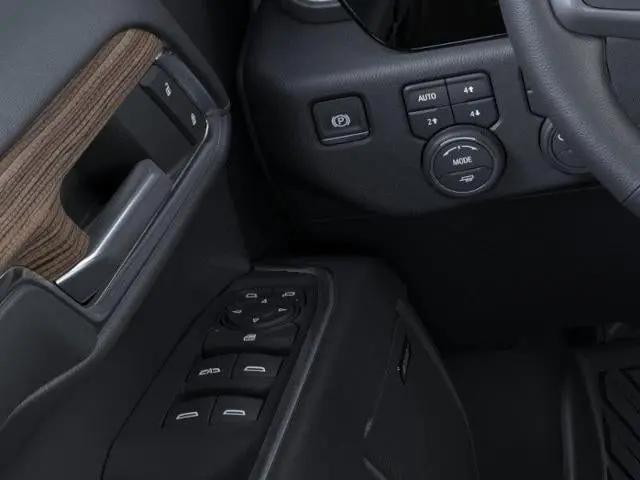 2026 Chevrolet Silverado 1500 4WD Crew Cab Short Bed LT Trail Boss