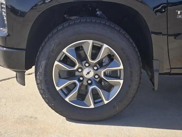2026 Chevrolet Silverado 1500 4WD Crew Cab Short Bed RST