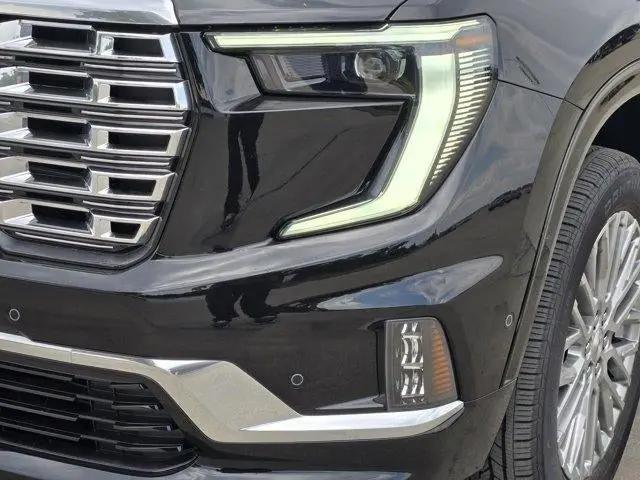 2026 GMC Acadia Denali FWD