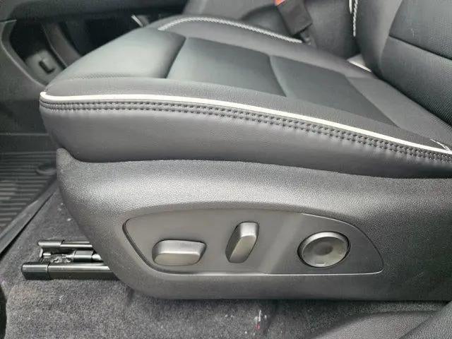 2026 GMC Acadia Denali FWD