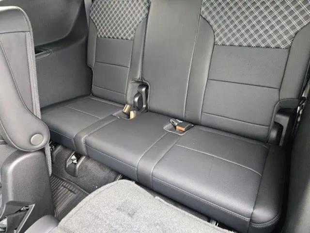 2026 GMC Acadia Denali FWD