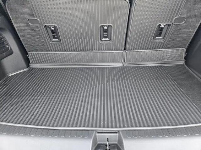 2026 GMC Acadia Denali FWD