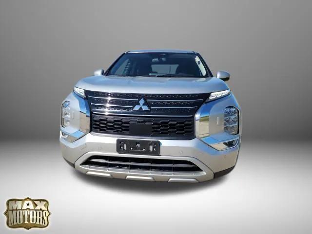 2023 Mitsubishi Outlander PHEV SE S-AWC 2023 Mitsubishi Outlander PHEV SE S-AWC