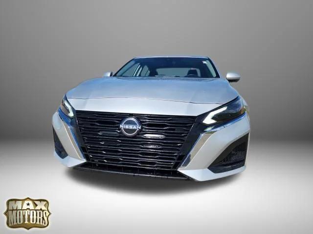 2023 Nissan Altima SL FWD 2023 Nissan Altima SL FWD