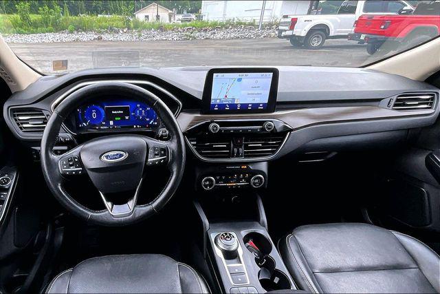 2020 Ford Escape Titanium Hybrid