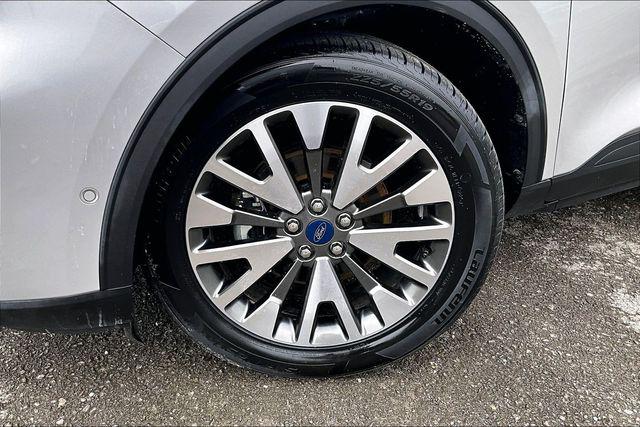2020 Ford Escape Titanium Hybrid