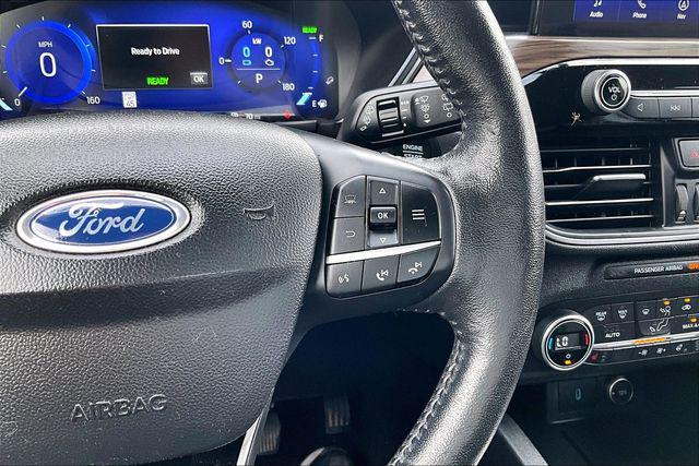 2020 Ford Escape Titanium Hybrid