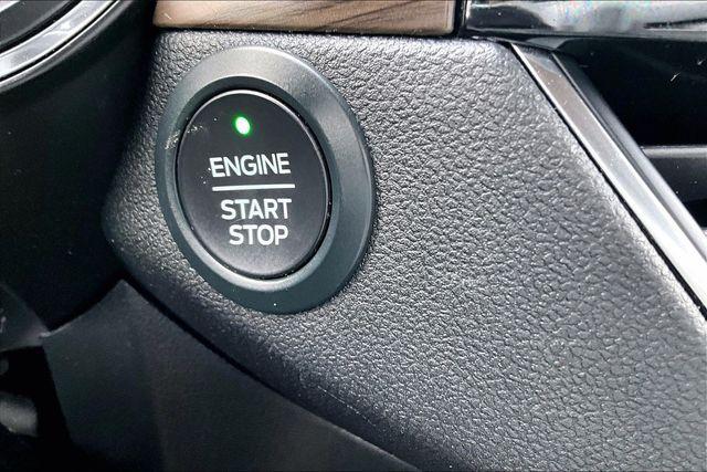 2020 Ford Escape Titanium Hybrid