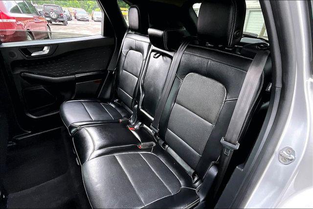 2020 Ford Escape Titanium Hybrid