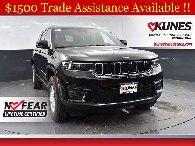 2025 Jeep Grand Cherokee GRAND CHEROKEE LAREDO 4X4