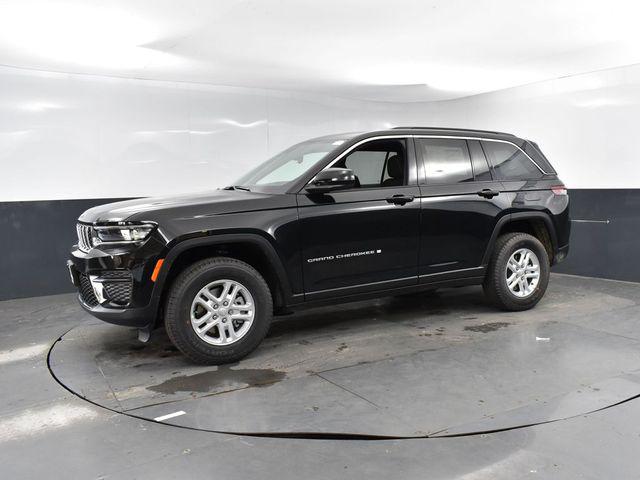 2025 Jeep Grand Cherokee GRAND CHEROKEE LAREDO 4X4