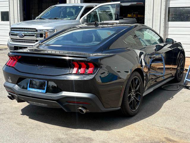 2024 Ford Mustang EcoBoost Fastback
