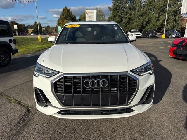 2024 Audi Q3 Premium 45 TFSI S line quattro Tiptronic 2024 Audi Q3 Premium 45 TFSI S line quattro Tiptronic