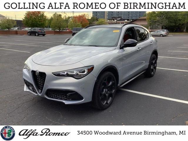 2025 Alfa Romeo Stelvio Sprint AWD 2025 Alfa Romeo Stelvio Sprint AWD