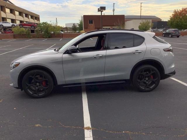 2025 Alfa Romeo Stelvio Sprint AWD 2025 Alfa Romeo Stelvio Sprint AWD