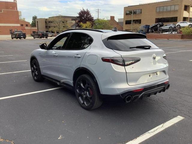 2025 Alfa Romeo Stelvio Sprint AWD 2025 Alfa Romeo Stelvio Sprint AWD