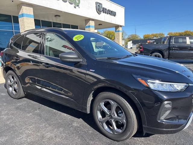 2024 Ford Escape ST-Line 2024 Ford Escape ST-Line