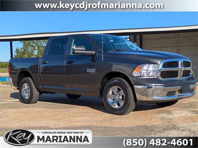 2023 RAM 1500 Classic SLT Crew Cab 4x4 57 Box 2023 RAM 1500 Classic SLT Crew Cab 4x4 57 Box