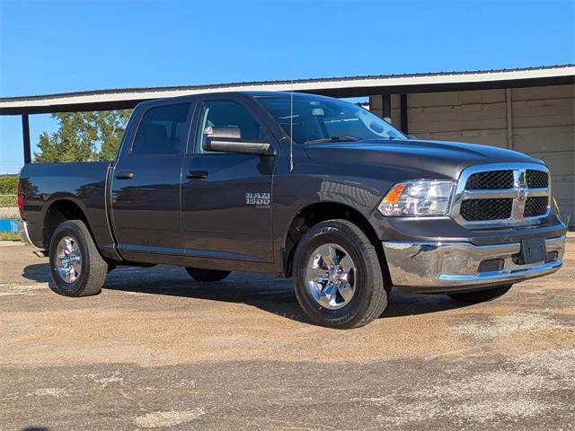 2023 RAM 1500 Classic SLT Crew Cab 4x4 57 Box 2023 RAM 1500 Classic SLT Crew Cab 4x4 57 Box