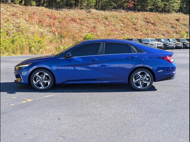 2022 Hyundai Elantra SEL 2022 Hyundai Elantra SEL