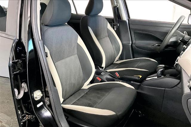 2021 Nissan Versa SV Xtronic CVT