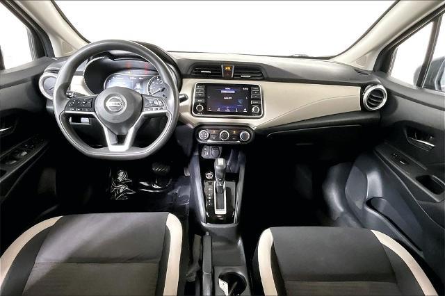2021 Nissan Versa SV Xtronic CVT