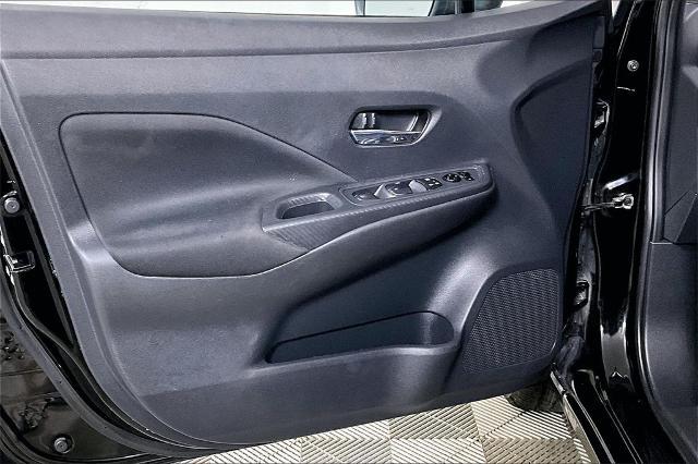 2021 Nissan Versa SV Xtronic CVT