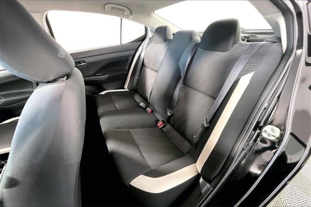2021 Nissan Versa SV Xtronic CVT