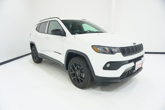 2026 Jeep Compass Latitude Altitude