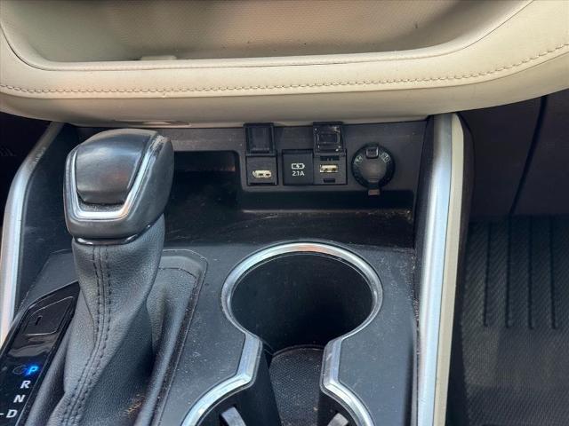 2020 Toyota Highlander Hybrid XLE