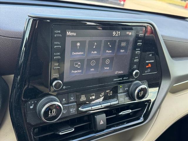 2020 Toyota Highlander Hybrid XLE