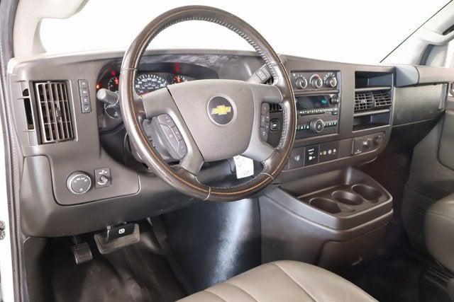 2020 Chevrolet Express Passenger RWD 3500 Extended Wheelbase LS 2020 Chevrolet Express Passenger RWD 3500 Extended Wheelbase LS