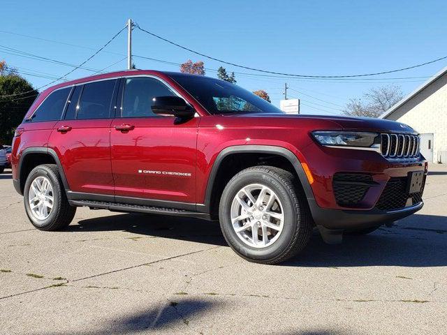 2025 Jeep Grand Cherokee Laredo X 4x4