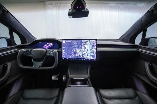 2022 Tesla Model X Plaid Tri Motor All-Wheel Drive