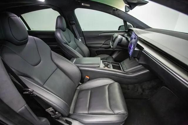 2022 Tesla Model X Plaid Tri Motor All-Wheel Drive