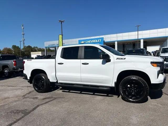 2026 Chevrolet Silverado 1500 4WD Crew Cab Short Bed Custom Trail Boss