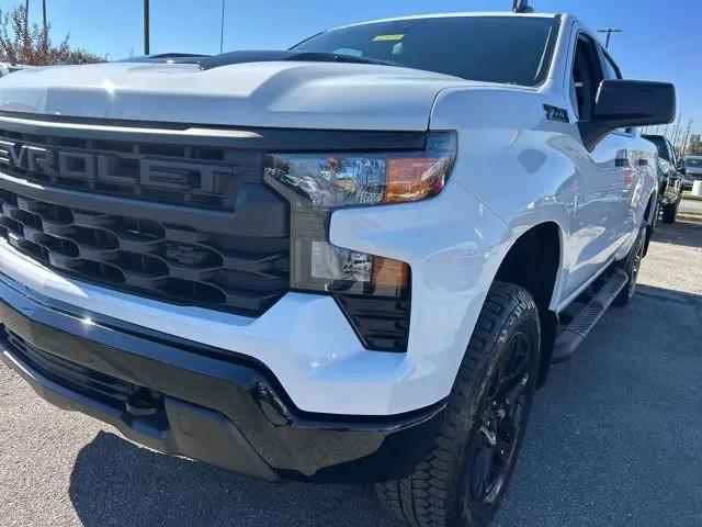 2026 Chevrolet Silverado 1500 4WD Crew Cab Short Bed Custom Trail Boss