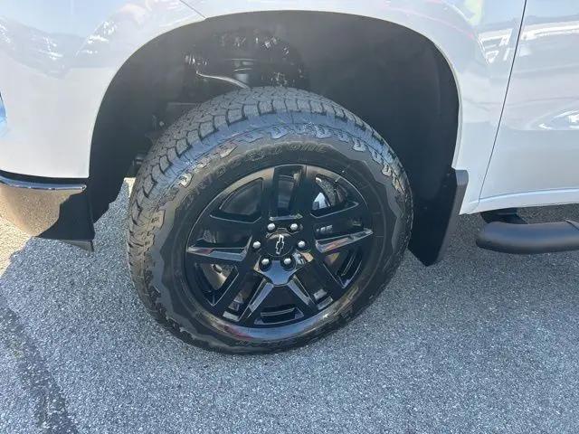 2026 Chevrolet Silverado 1500 4WD Crew Cab Short Bed Custom Trail Boss