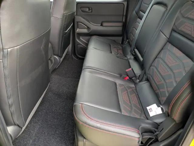 2026 Nissan Frontier Crew Cab PRO-4X 4x4