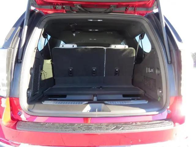 2026 Chevrolet Suburban Premier, RWD