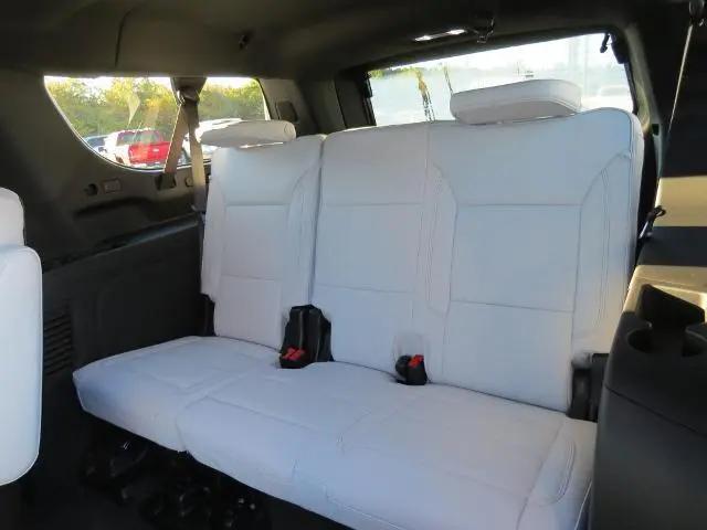 2026 Chevrolet Suburban Premier, RWD