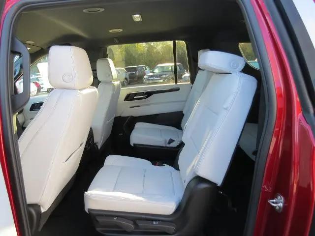 2026 Chevrolet Suburban Premier, RWD