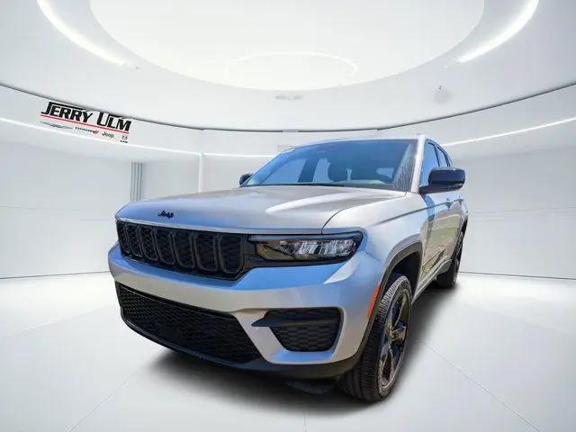 2025 Jeep Grand Cherokee Altitude 4x2