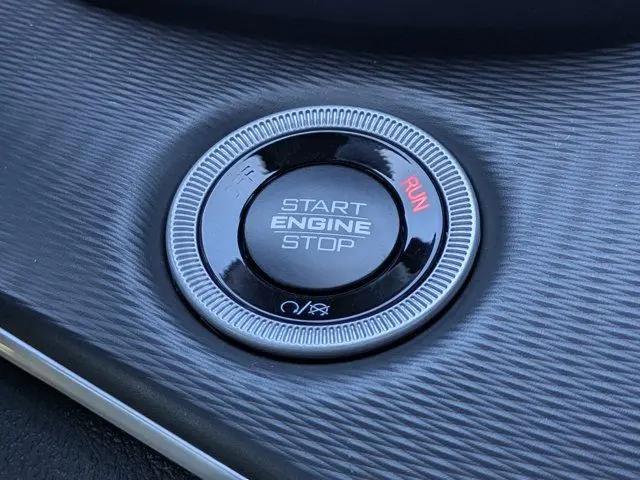 2025 Jeep Grand Cherokee Altitude 4x2